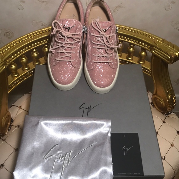Giuseppe Zanotti MayLondon Glitter Sneakers 37 NWT - Picture 3 of 6